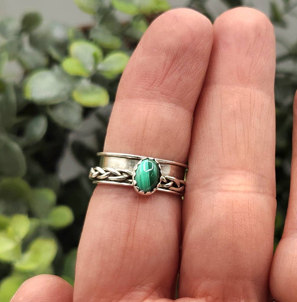SPINNER RING-Sterling Silver/925-Malachite Gemstone w/Braid: 7