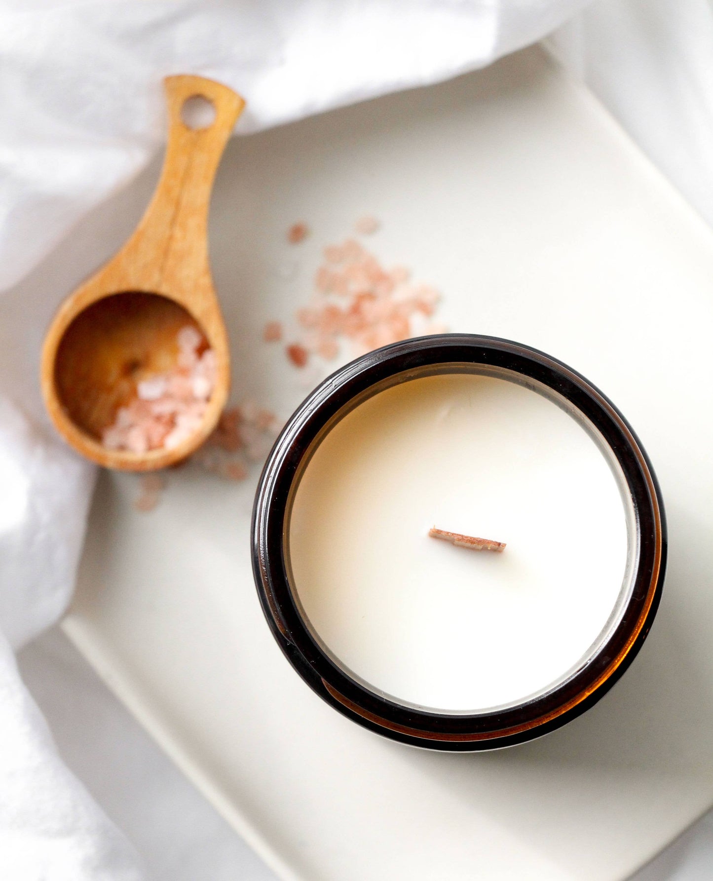 Magnolia + Sandalwood / Wood Wick