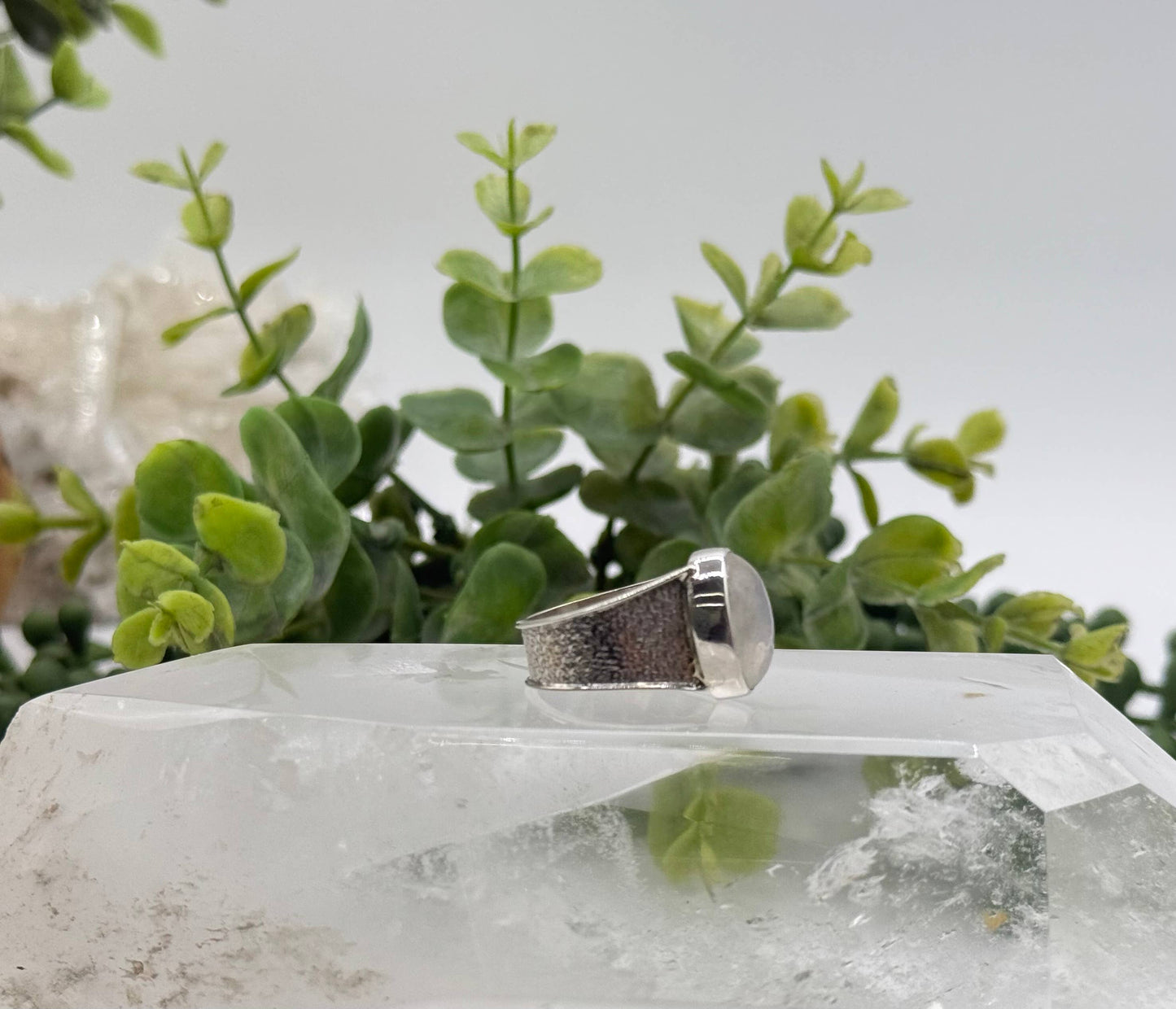 Rainbow Moonstone CAB Gemstone 925 Silver Ring: 9