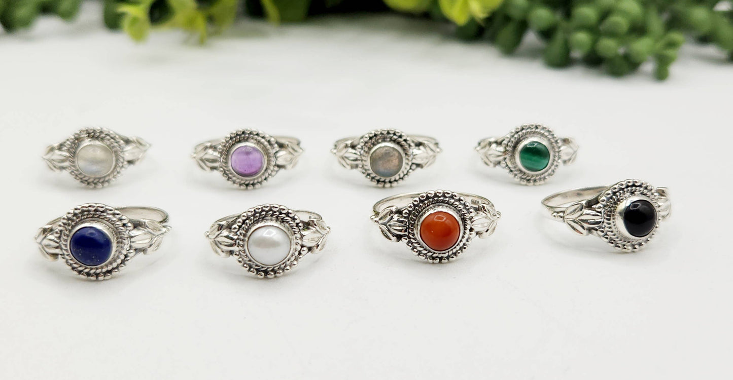 Black Onyx Semi-Precious Gemstone Ring-Sterling Silver/.925 : 9