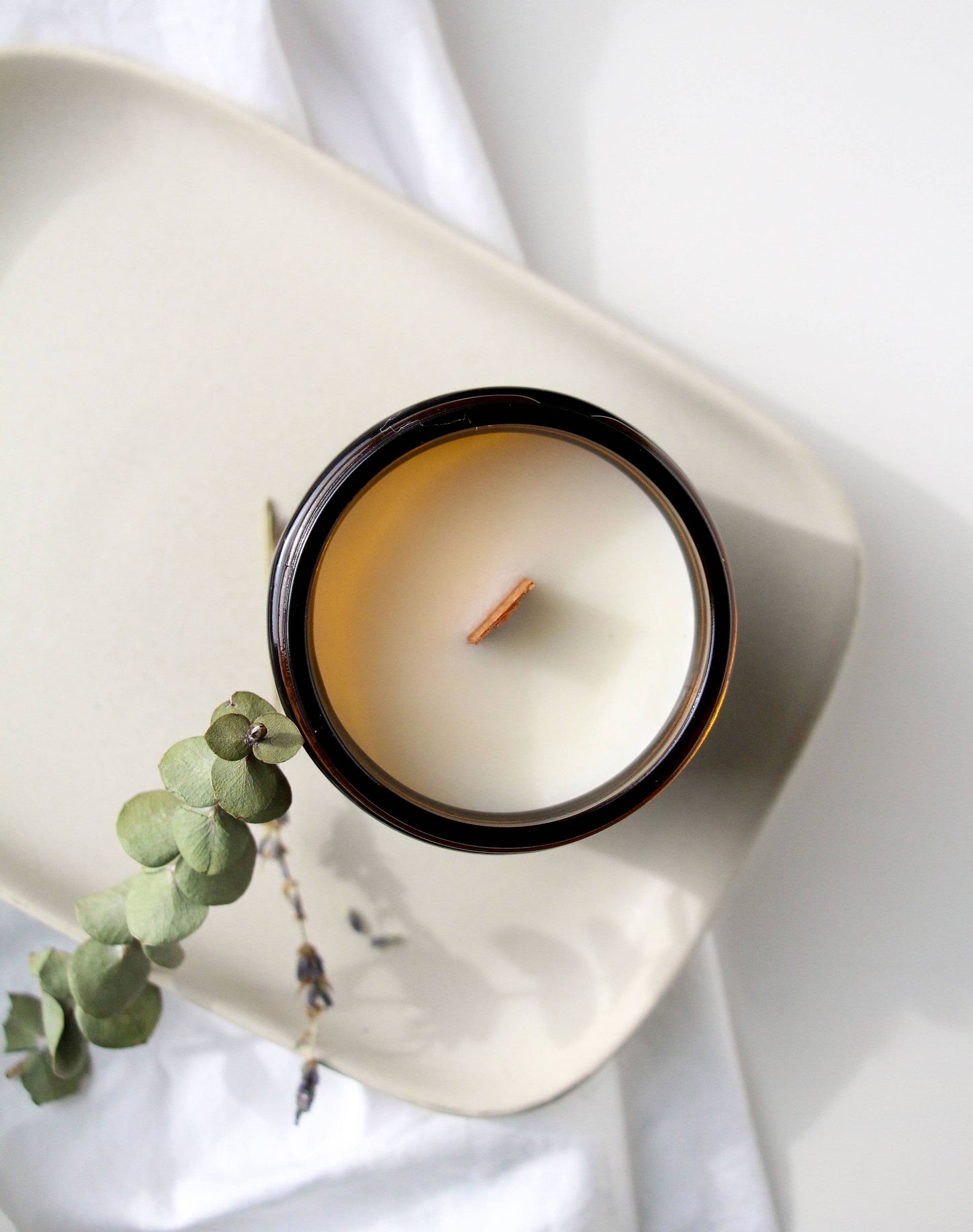Magnolia + Sandalwood / Wood Wick