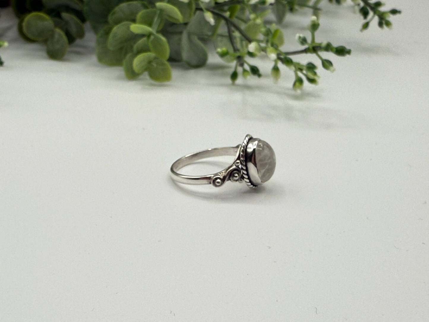 Rainbow Moonstone Semi-Precious Gem Ring Sterling Silver/925: 8