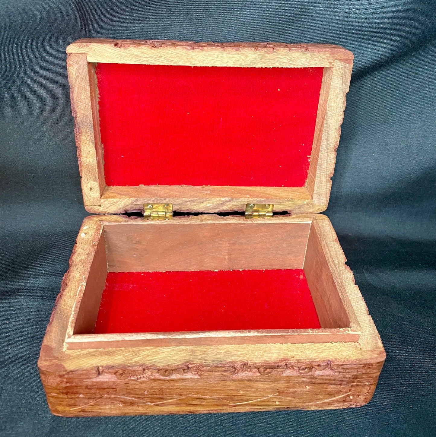 Storage box