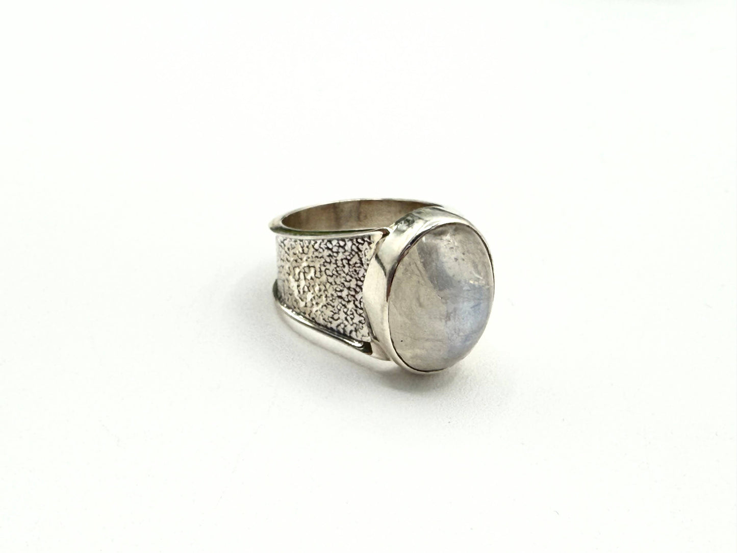Rainbow Moonstone CAB Gemstone 925 Silver Ring: 9