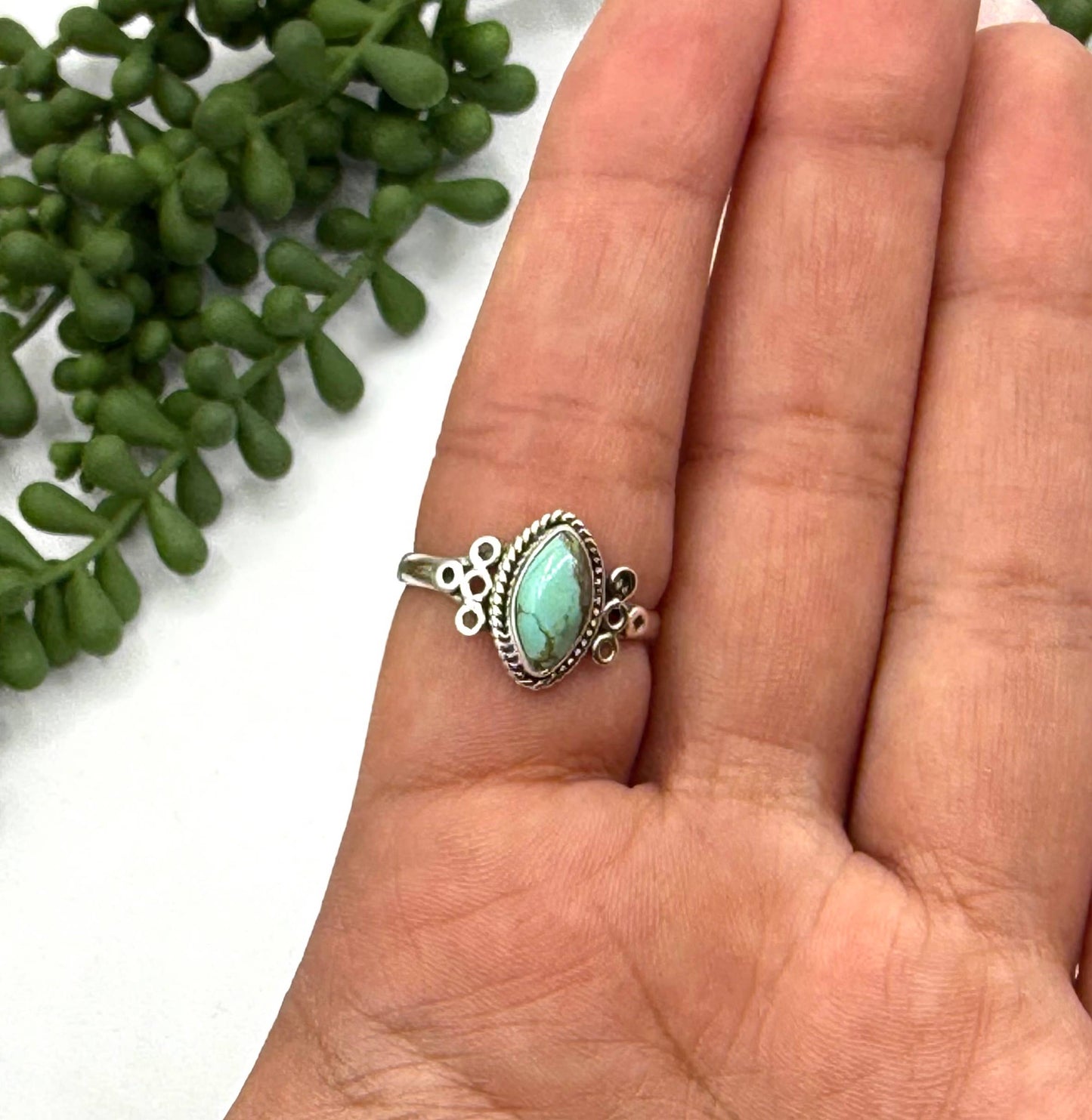 Turquoise Semi-Precious Gemstone 925/Sterling Silver Ring: 8