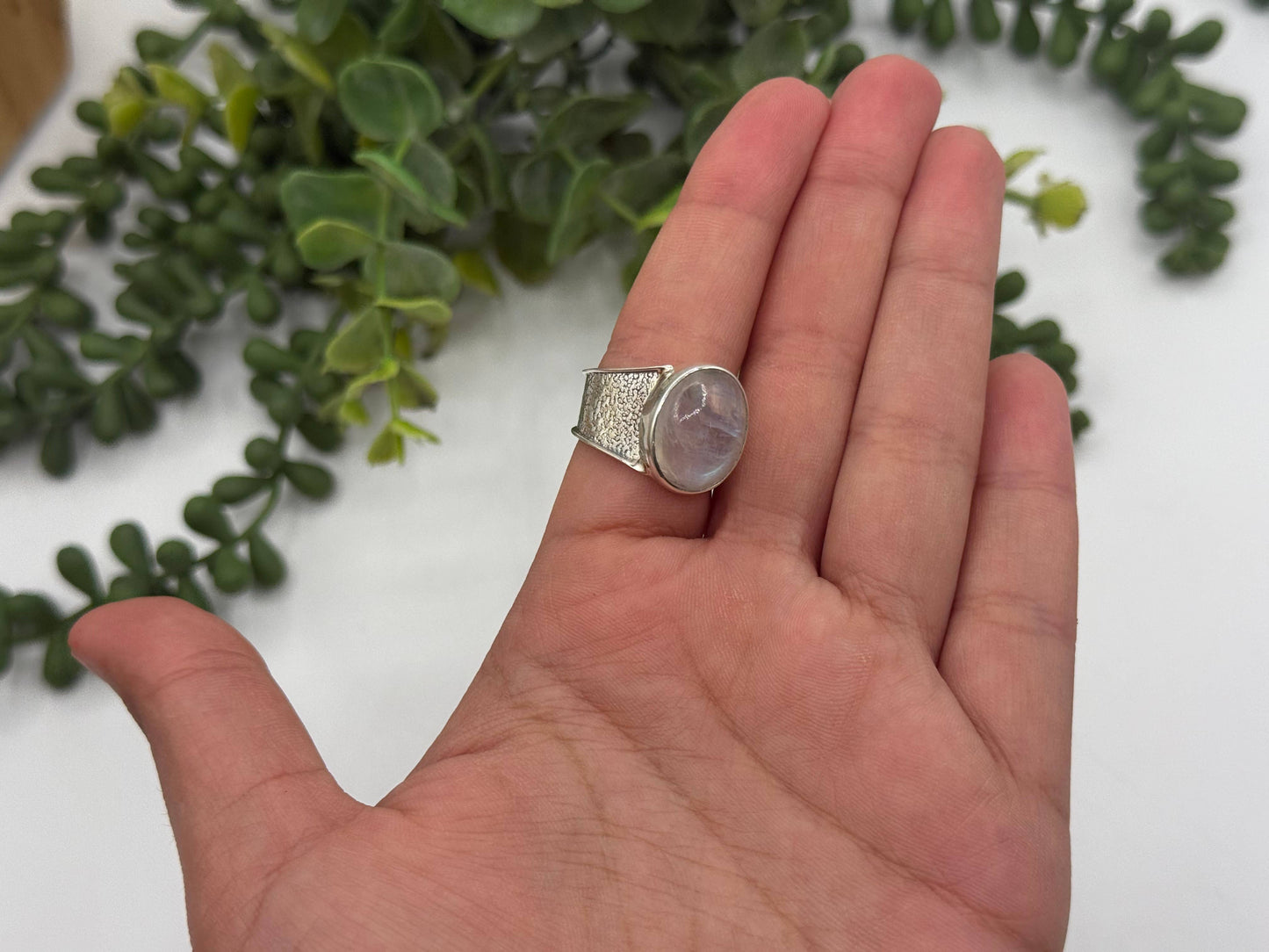 Rainbow Moonstone CAB Gemstone 925 Silver Ring: 9