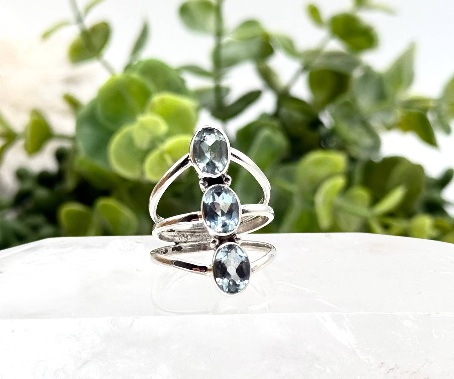 Blue Topaz Semi-Precious 3 Gemstone 925/SterlingSilver Ring : 7