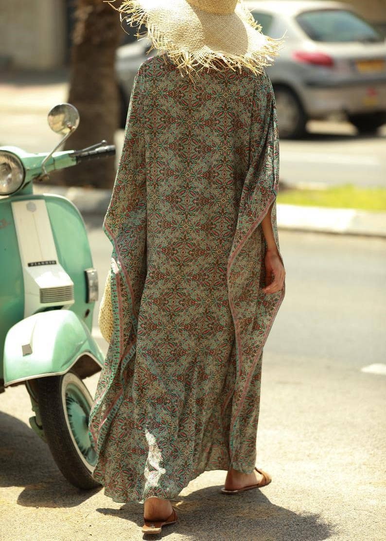 Bohemian V-Neck Beach Colorful Print Dress Kaftan: Printed / M