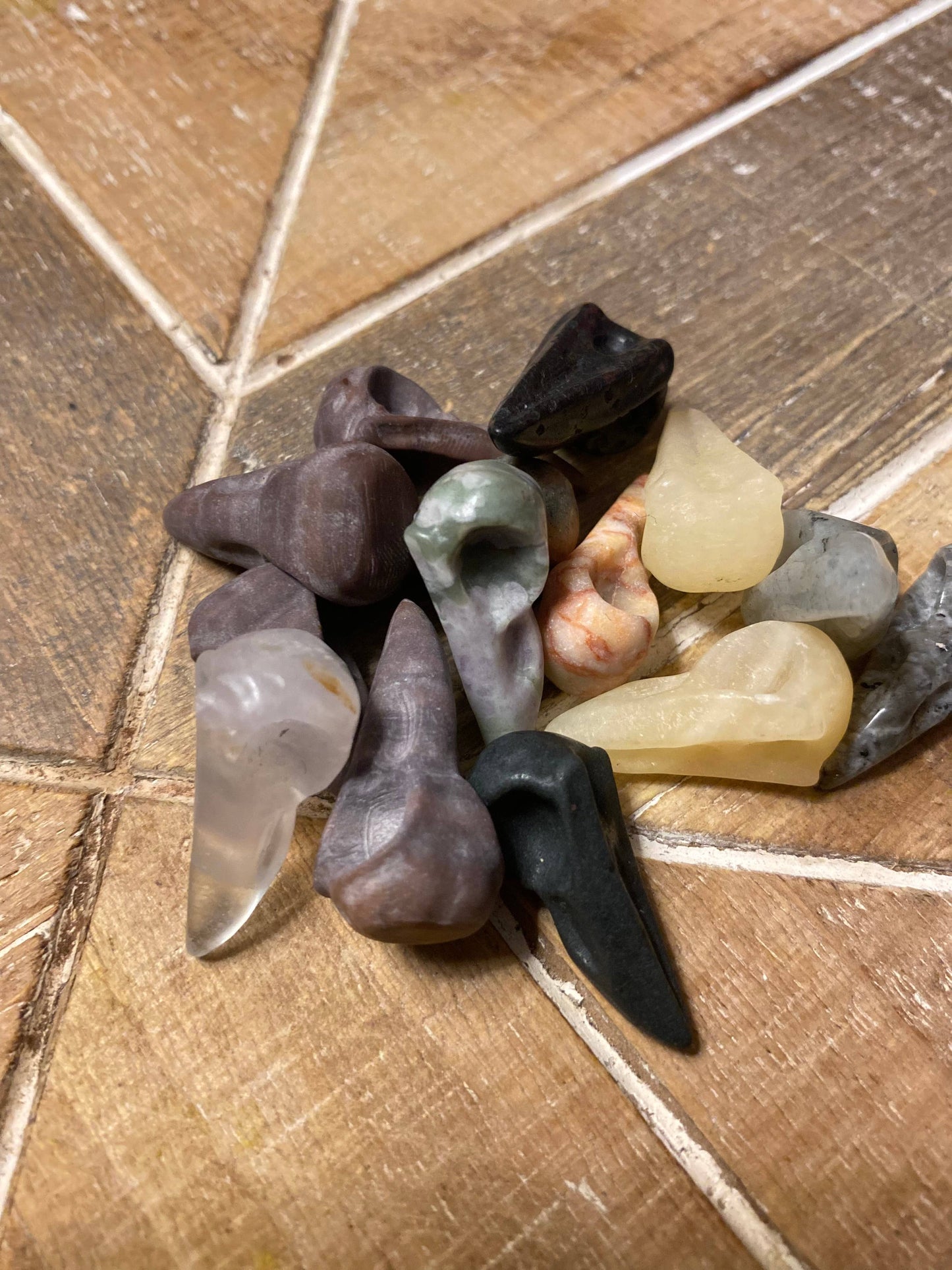 Mini Crystal Bird Skulls Bulk Set Mystery