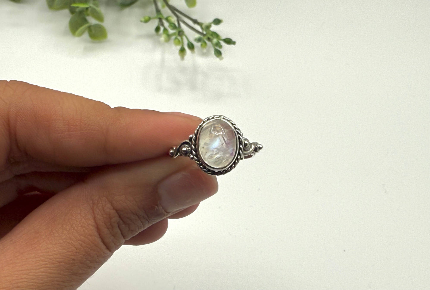 Rainbow Moonstone Semi-Precious Gem Ring Sterling Silver/925: 9