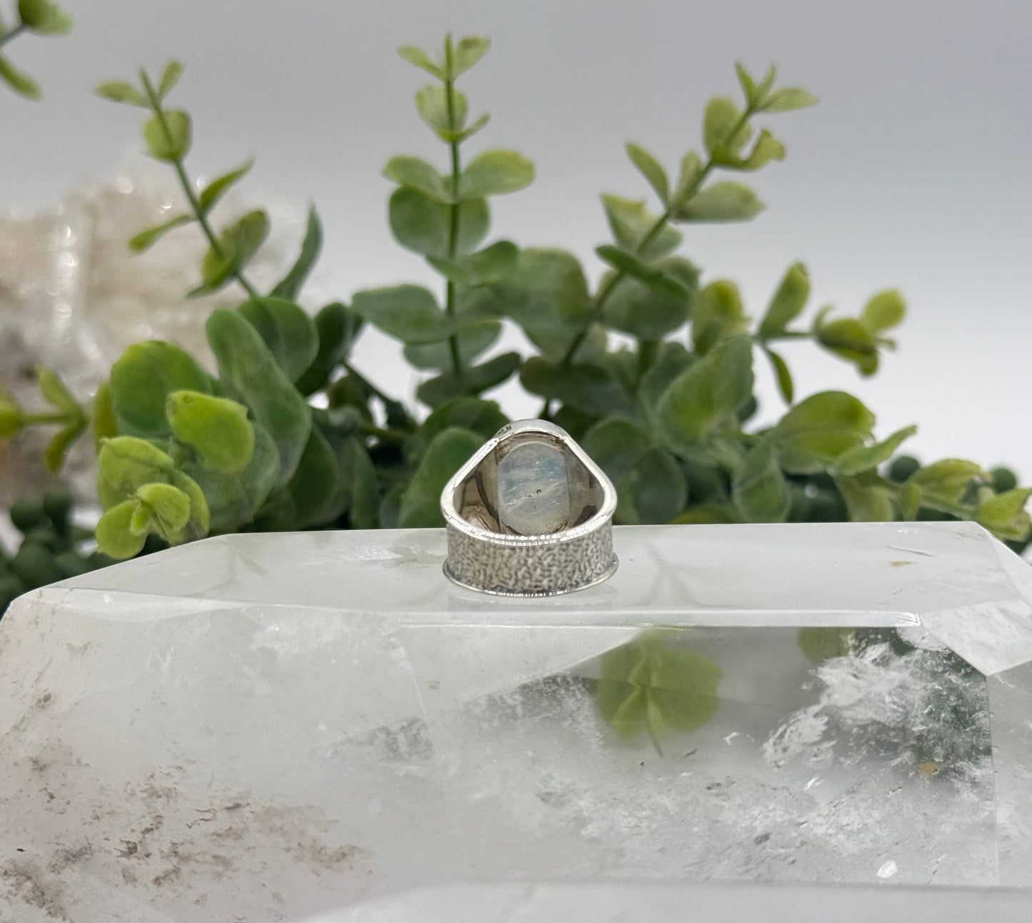 Rainbow Moonstone CAB Gemstone 925 Silver Ring: 9