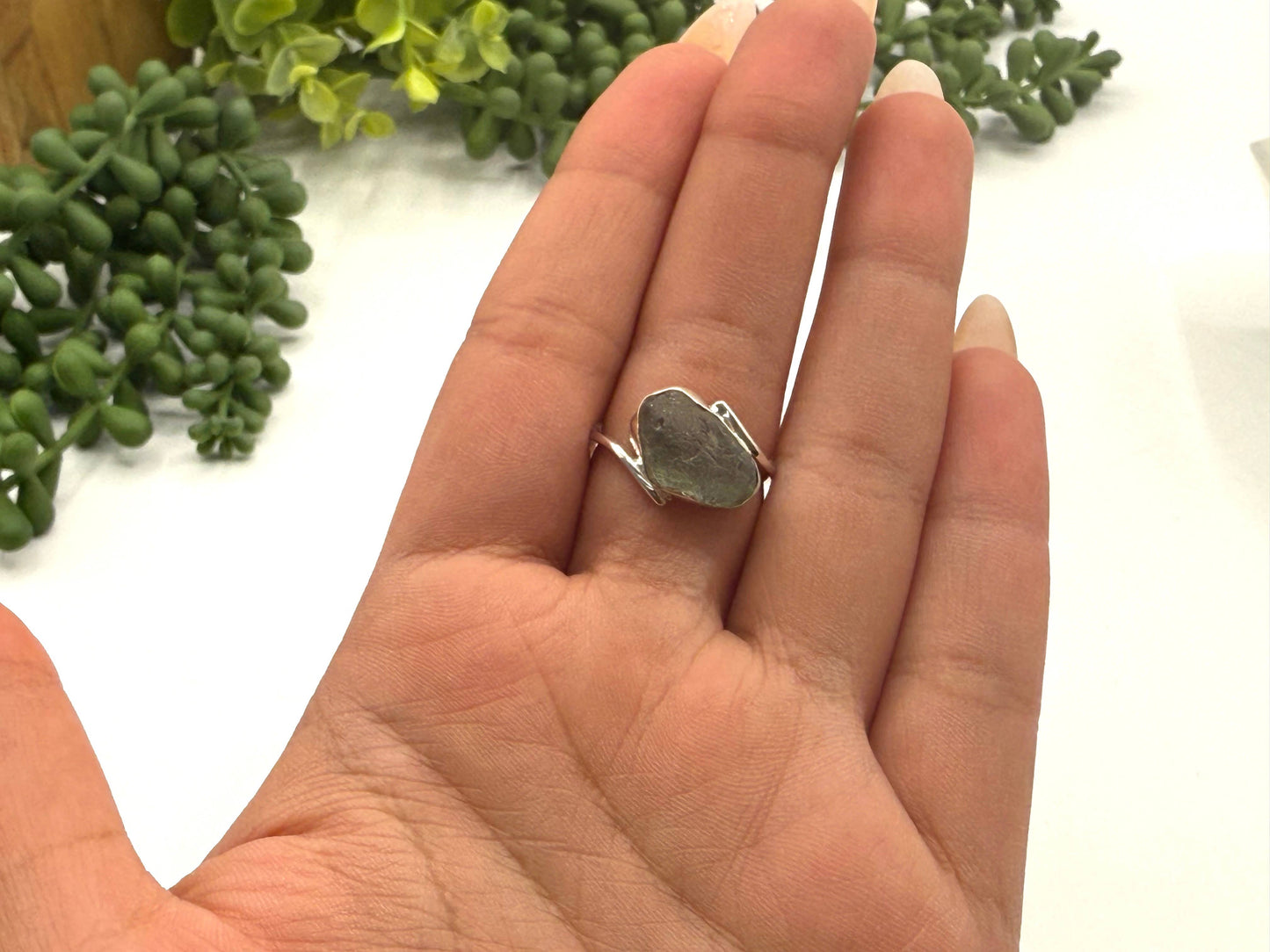 Aquamarine Side Rough Gemstone ring in Sterling Silver/925: 7
