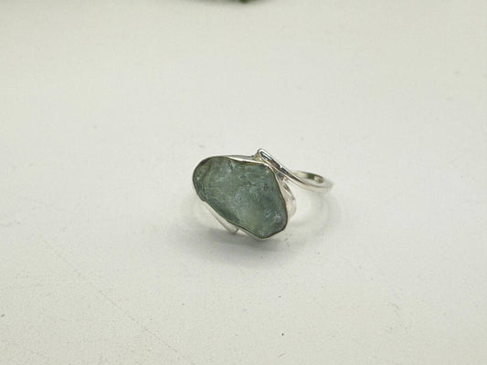 Aquamarine Side Rough Gemstone ring in Sterling Silver/925: 8