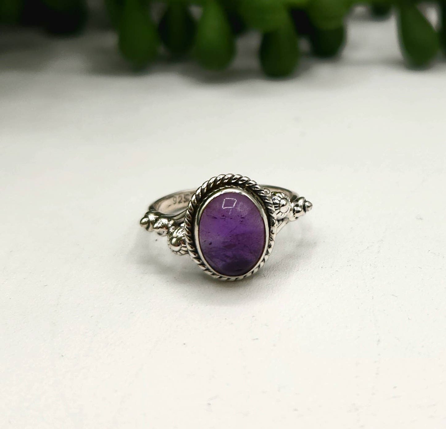 Amethyst Semi-Precious Gemstone Sterling Silver (925) Ring : 6