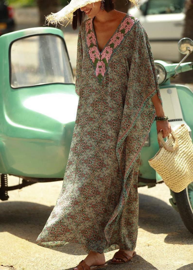 Bohemian V-Neck Beach Colorful Print Dress Kaftan: Printed / M