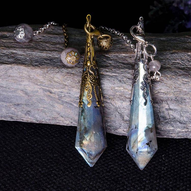 Grey Moonstone Protection Pendulum: Copper