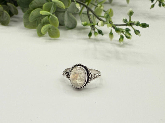 Rainbow Moonstone Semi-Precious Gem Ring Sterling Silver/925: 8